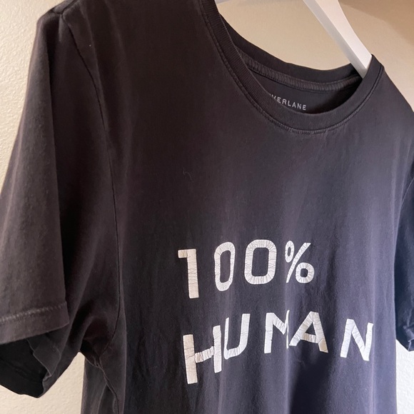 Everlane Black Tee with White Print - Picture 3 of 3